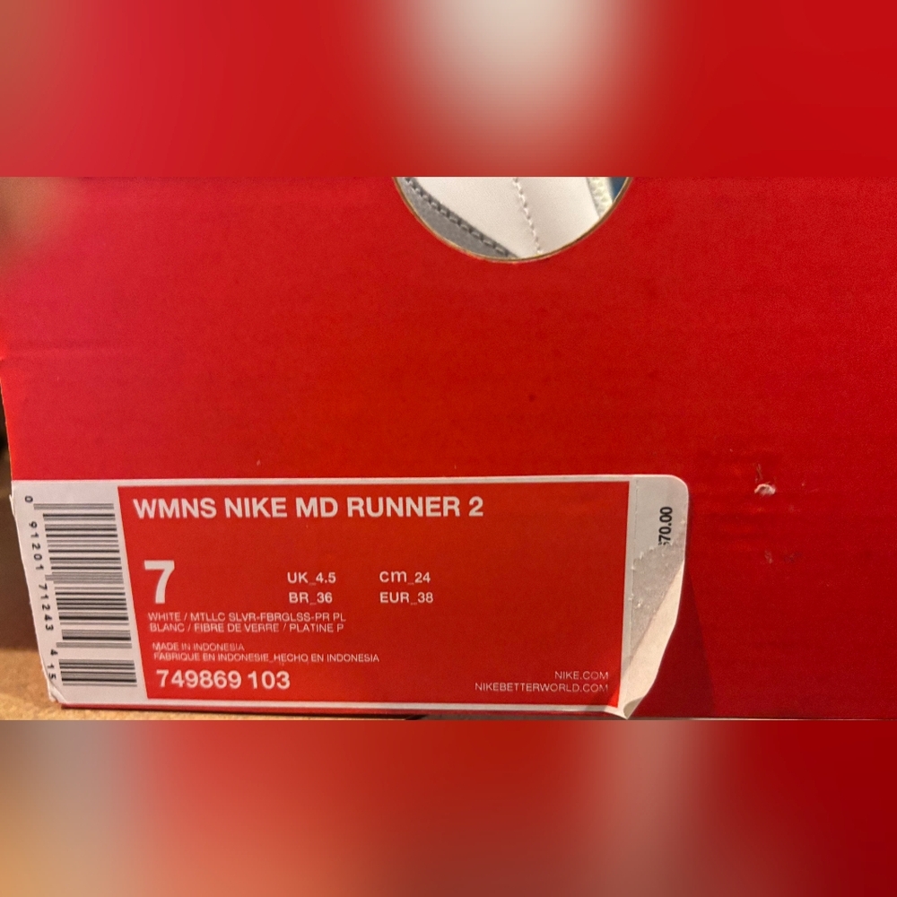 Nike Women's White and Gray Sneakers - 7 - Picture 4 of 4